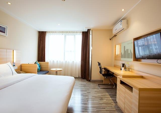 Фото Guilin Plaza Hotel