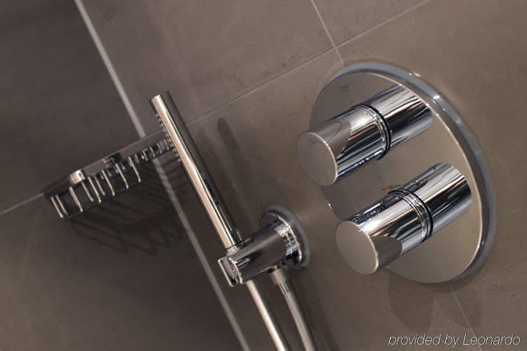 Фото Amsterdam Forest Hotel