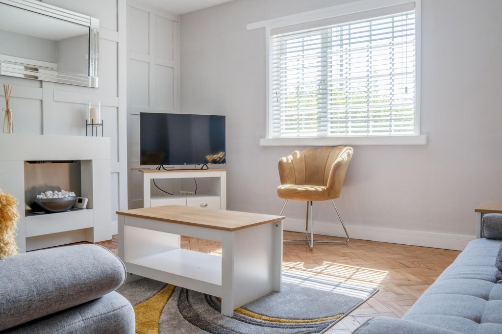 Фото Ivydene - 3 Bedroom Holiday Home - Tenby