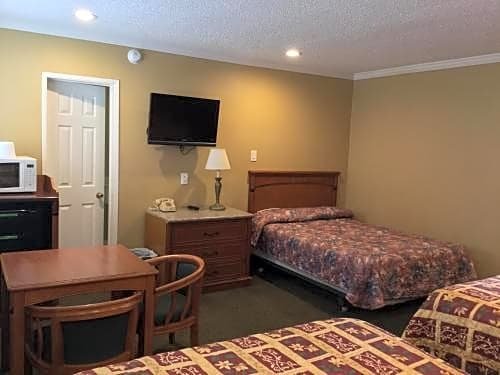 Фото Bevonshire Lodge Motel