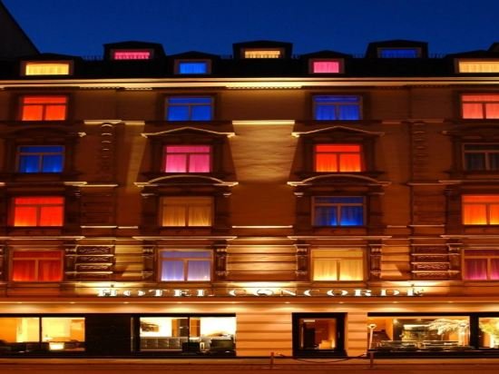 Фото отеля 2