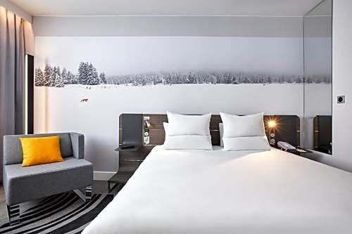 Фото Novotel London Bridge Hotel