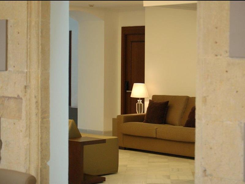 Фото Internacional Ramblas Atiram