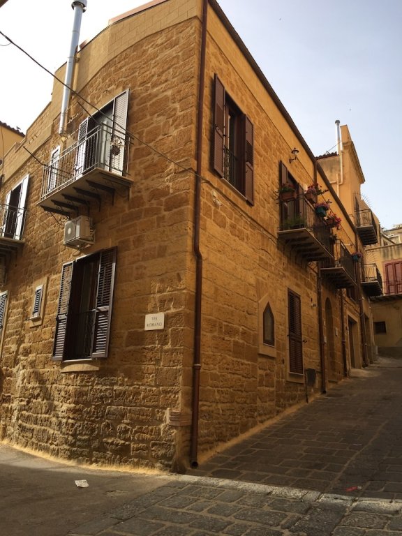 Фото La Nuova Girgenti