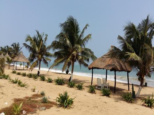 Фото Akwidaa Inn