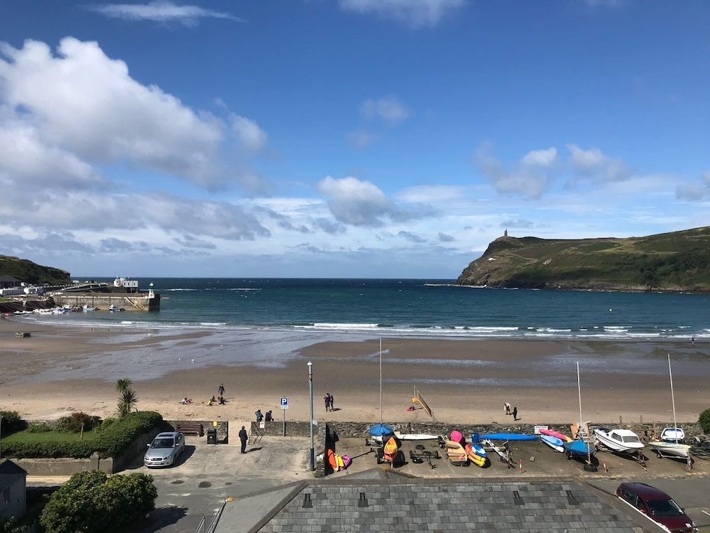 Фото Falcon's Nest Self Catering Apartments