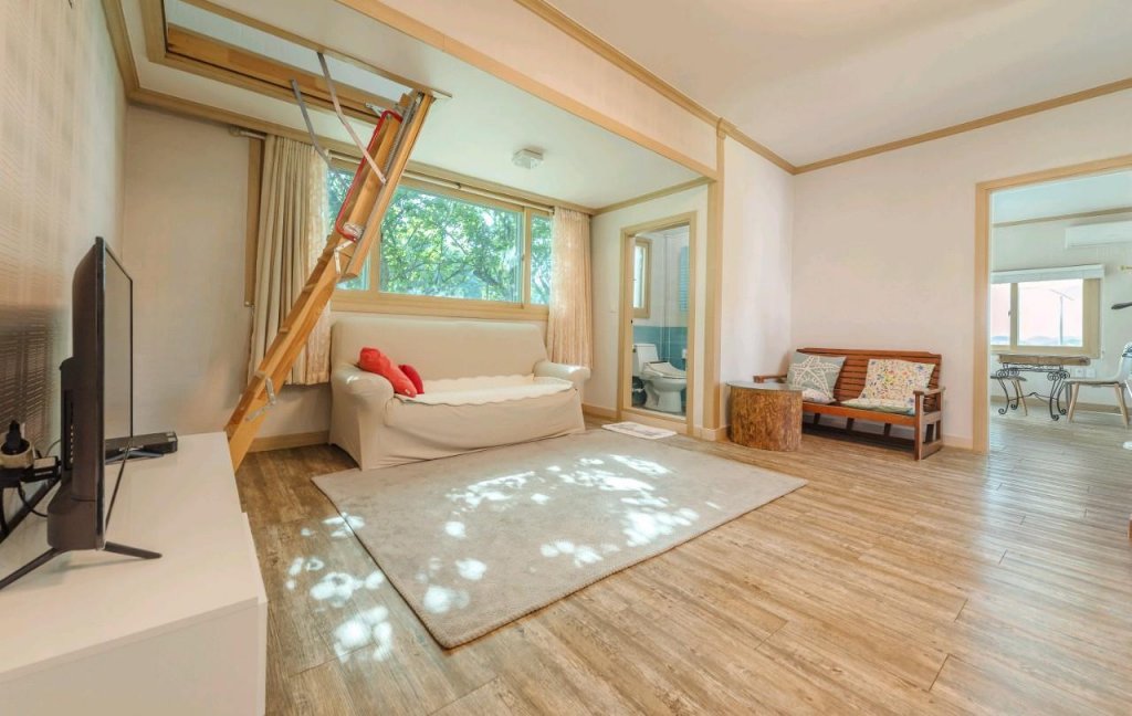 Фото Yeosu Artist Pension