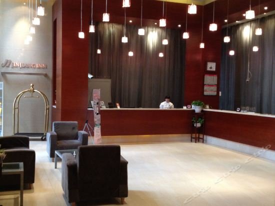 Фото Jinjiang Inn Shanghai Lujiazui