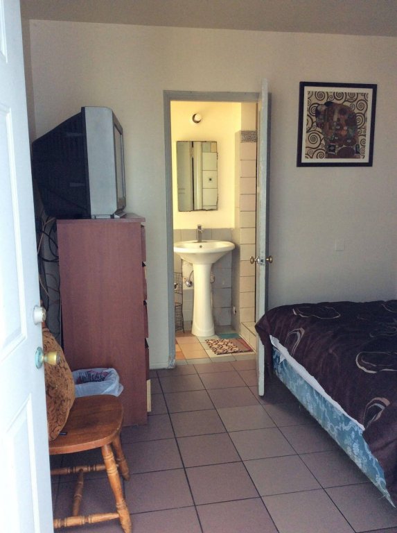 Фото Pavilions Motel