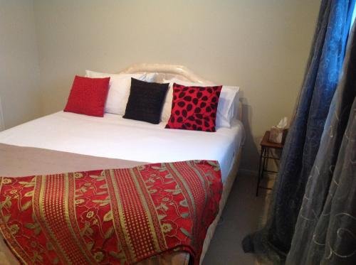 Фото Howick Luxury Large Home