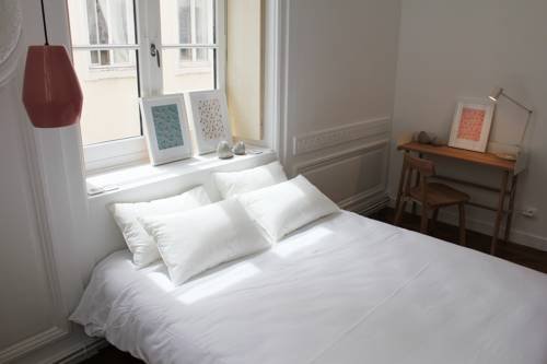 Фото Away Hostel & Coffee Shop