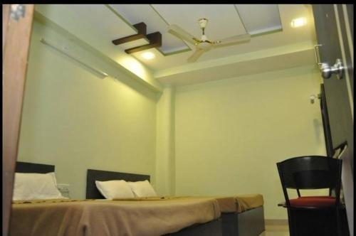 Фото Oyo 2222 Hotel Bhumi