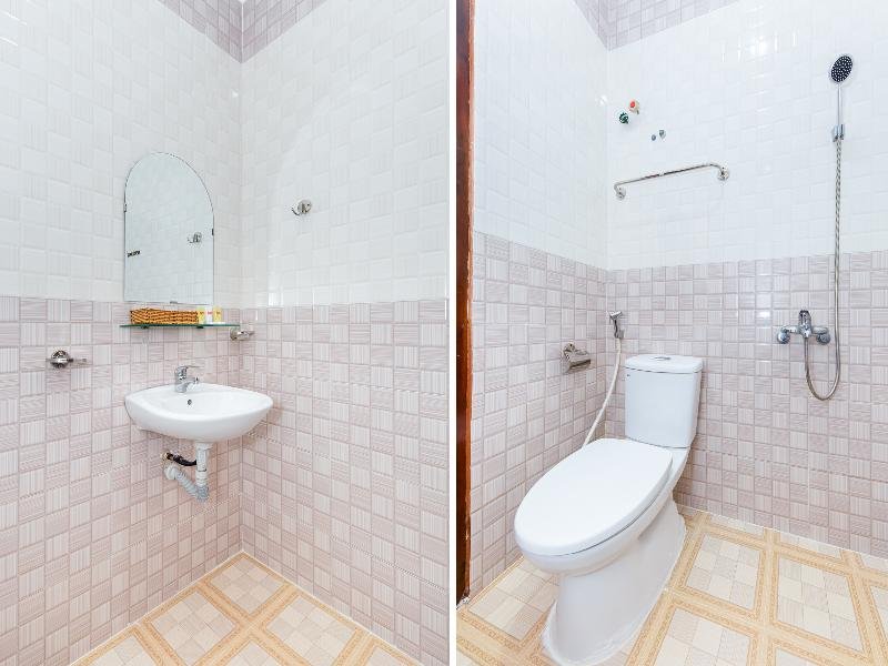 Фото Oyo 446 The Bao Hotel