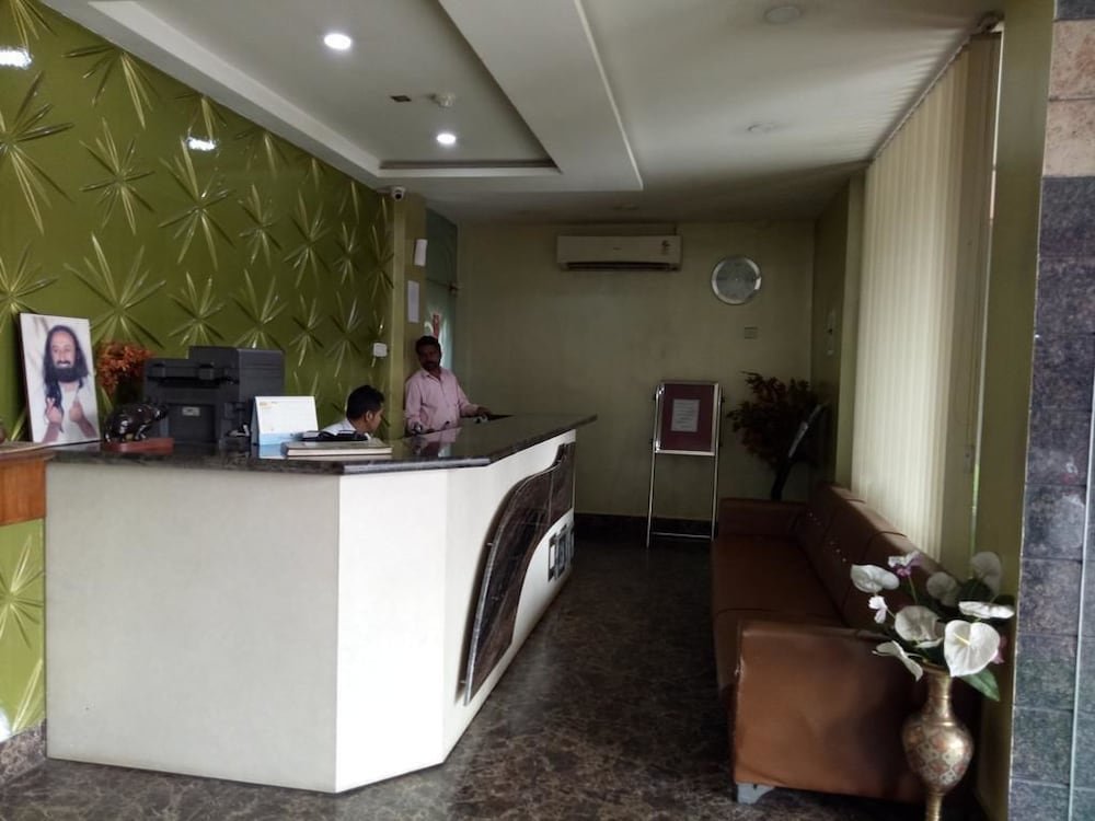 Фото Indira Lodge