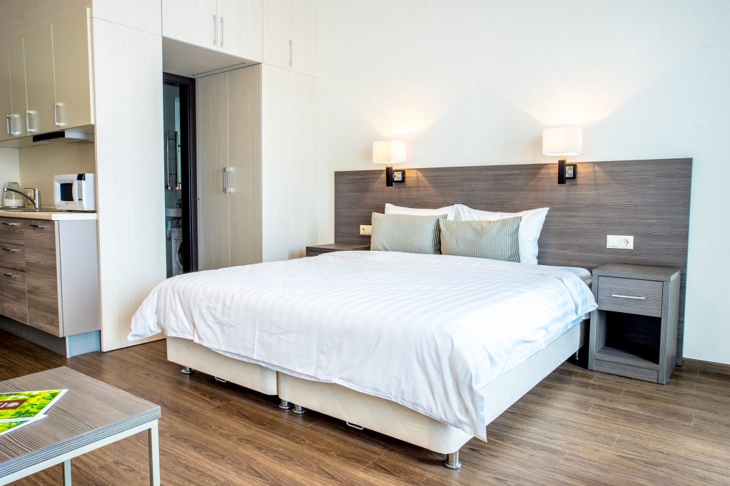 Фото Ramada Hotel & Suites by Wyndham Novosibirsk