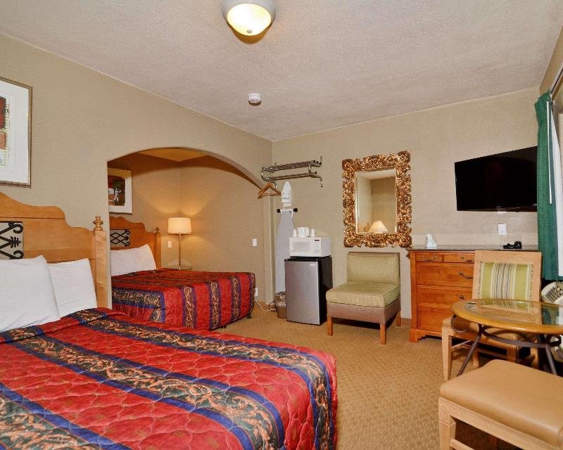 Фото Rodeway Inn near Coachella