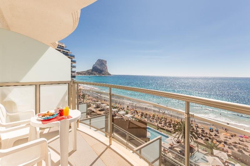 Фото Hotel Bahía Calpe by Pierre & Vacances
