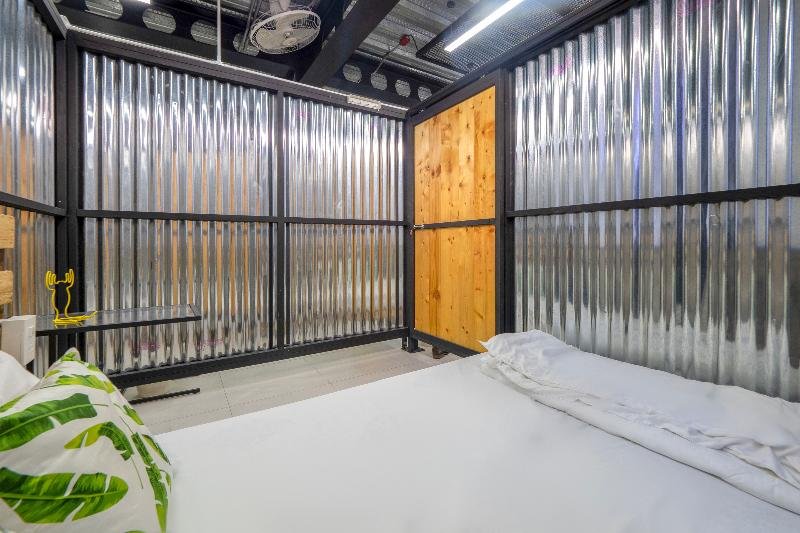 Фото Oyo 1084 Guyasuka Ratchada - Hostel