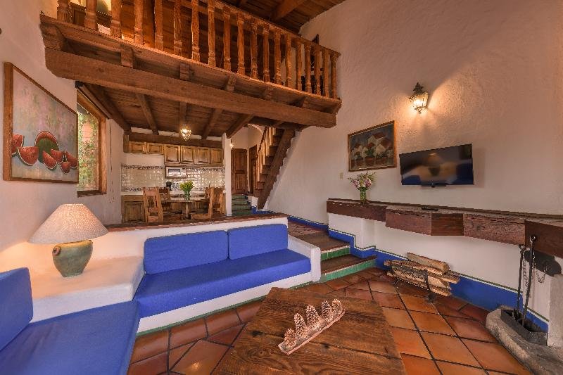 Фото Tapalpa Country Club Hotel