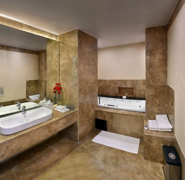 Фото Four Points by Sheraton Dehradun