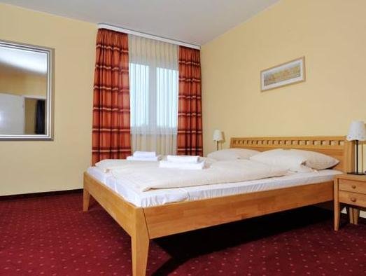 Фото Leitners Hotel Garni