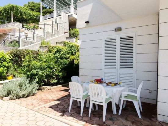 Фото Leonarda Baroque House - Old Town