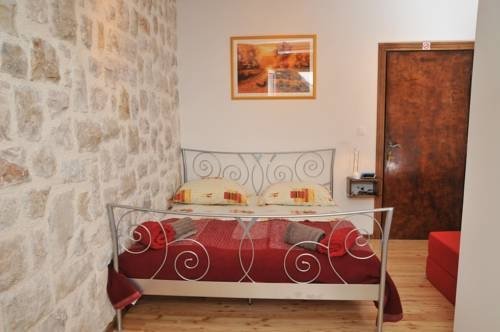 Фото Eddie´s Sea View Rooms