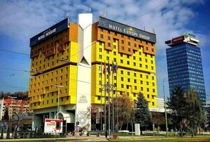Гостиница Hotel Holiday