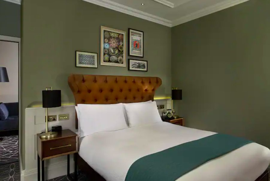 Фото 100 Queen's Gate Hotel London Kensington, Curio Collection by Hilton