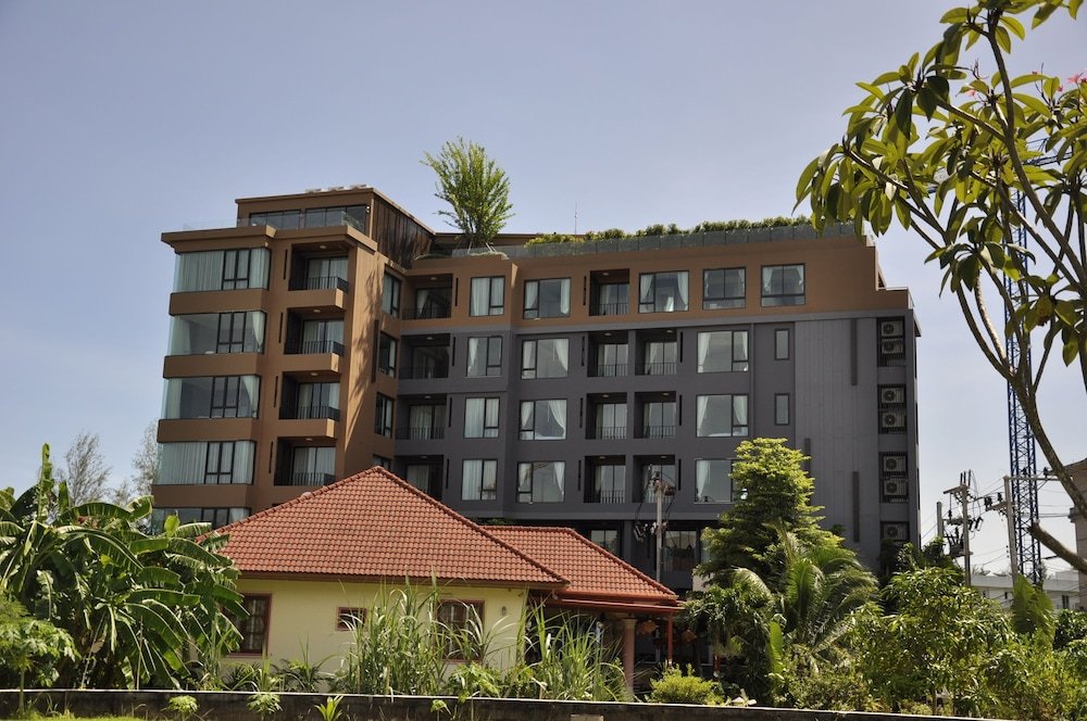 Фото отеля 1