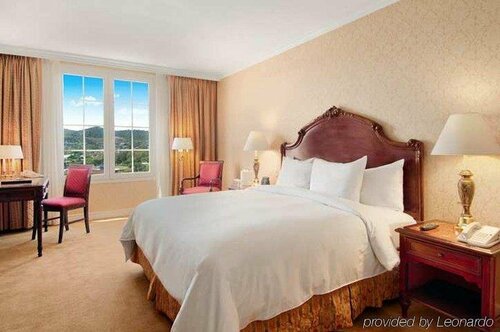 Гостиница Hilton Princess San Salvador в Сан-Сальвадоре
