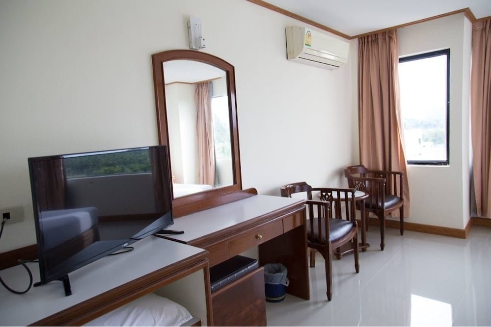 Фото Sinkiat Thani Hotel