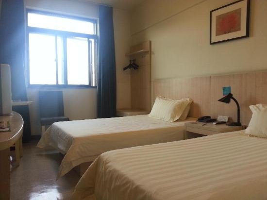 Фото Jinjiang Inn Central Changshu Yushan