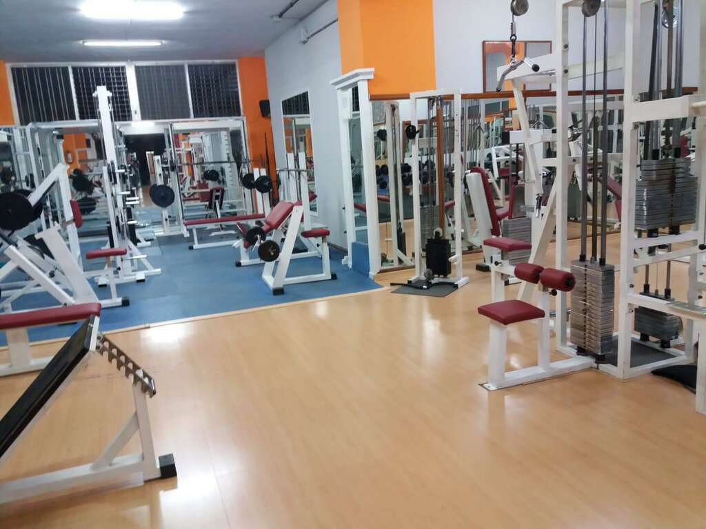 Furniture repair Tapiceria Nancy, Canary Islands, photo