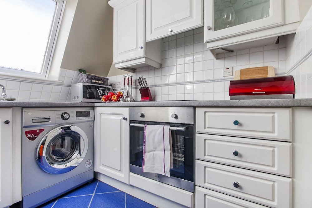 Фото 2Bed 2Bath Apartment in Fitzrovia