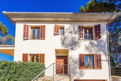 Гостиница Villa Les Aguiles в Пладжа-де-Муро