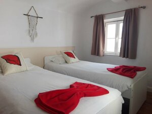 Old Evora Hostel (Évora, Rua Serpa Pinto, 68), hotel