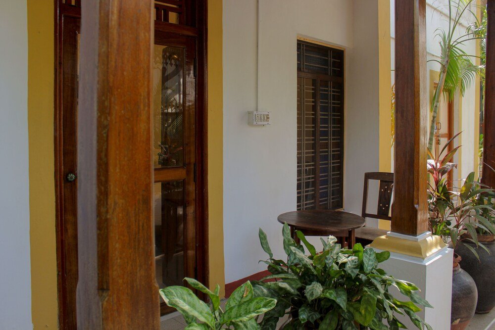 Фото Dumas Guest House