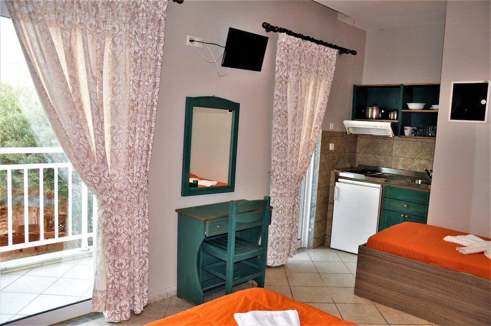 Фото Beautiful Room for 3 People in Limenaria, Only Five Minutes Away From Center