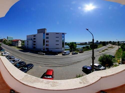 Гостиница Hotel Laguna