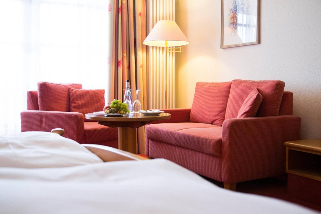 Фото Hotel Restaurant Vinothek Lamm