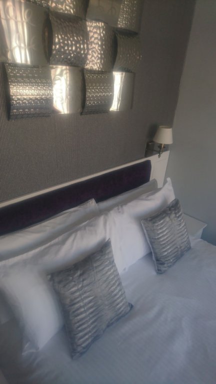 Фото The Windsor Hotel