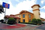 Motel 6 Dallas, Tx - Farmers Branch