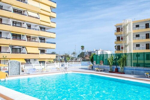 Жильё посуточно Apartment With 2 Bedrooms in Maspalomas, With Shared Pool, Furnished Terrace and Wifi - 100 m From the Beach