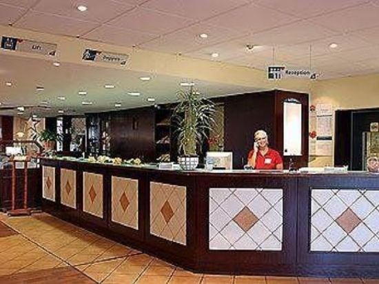 Фото B&b Hotel Duisburg Hbf-Nord