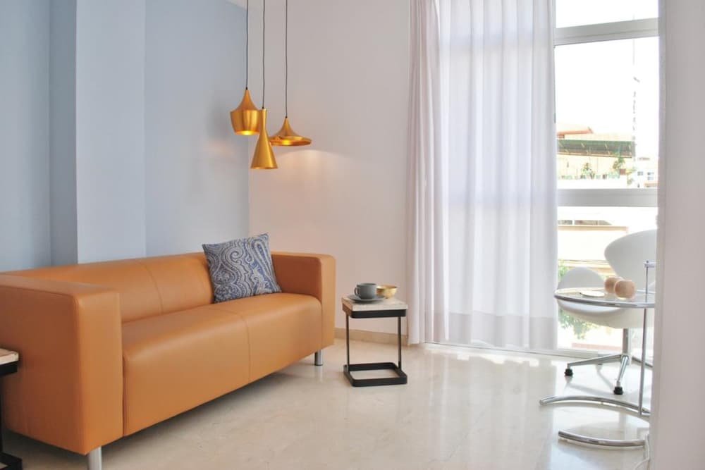 Фото Malaga Lodge