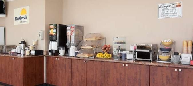 Фото Days Inn by Wyndham San Diego-East/El Cajon