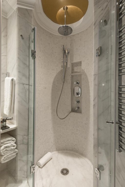 Фото The Excelsior Hotel