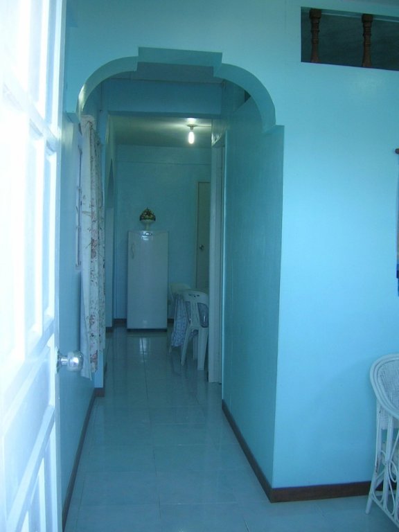 Фото 3br Unit 2 Jefrell Apartments