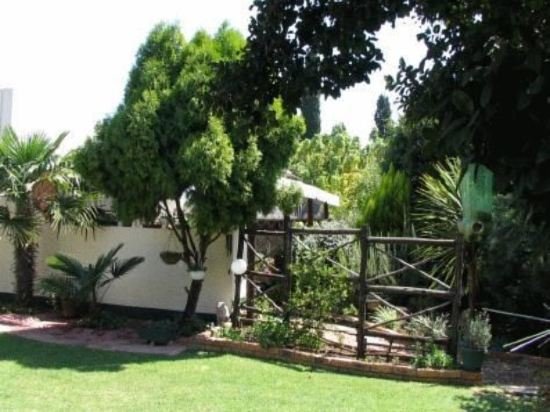 Фото Sleep Eezy Cottages